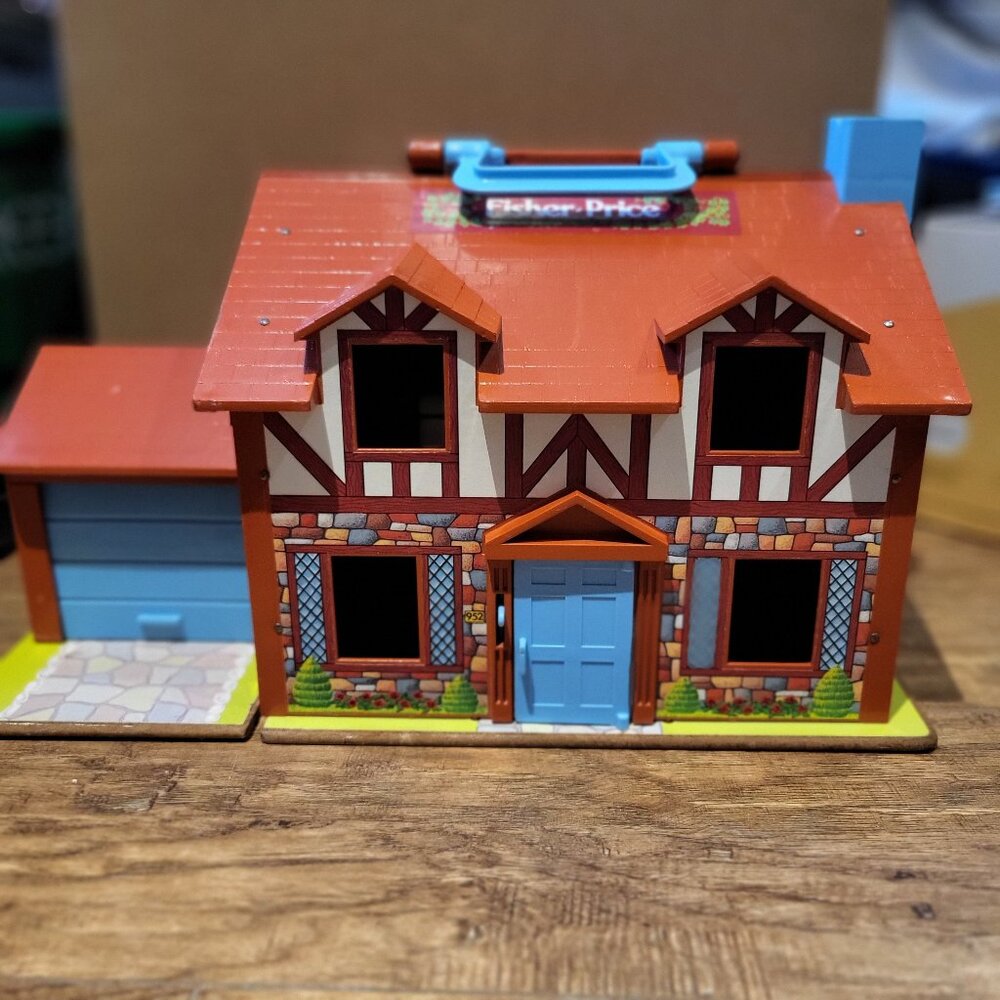 Vintage Fisher Price Tudor Doll House 952 1980s with Green Car